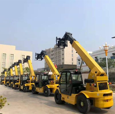 รถยกแบบ Telescopic Handler Forklift ความคล่องแคล่วว่องไว
