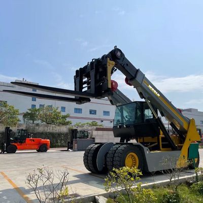Cummins Engine Extended Boom Forklift ความปลอดภัยในการทำงานสูงด้วย Claw CE