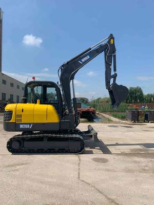 รถขุดตีนตะขาบขนาดเล็ก 5.8*2.0*2.1 ม. สูงสุด รัศมีการขุด 6.1 ม. เท่ากับ Komatsu PC60