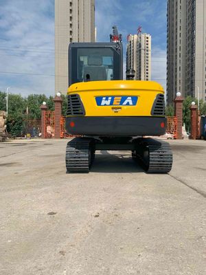 รถขุดตีนตะขาบขนาดเล็ก 5.8*2.0*2.1 ม. สูงสุด รัศมีการขุด 6.1 ม. เท่ากับ Komatsu PC60