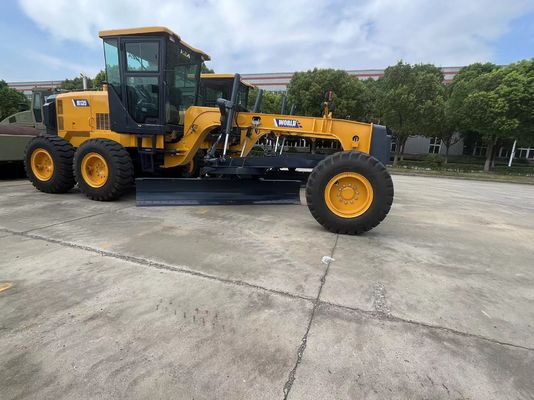 รถเกลี่ยดินเครื่องจักรกลหนัก M135 พร้อมความสูงใบมีด 548 มม. ROPS / FOPS เสริม