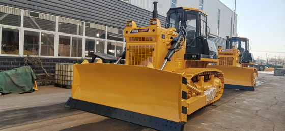รถดันดินแทรคเตอร์ขนาด 560 มม. พร้อมรองเท้าติดตาม 38 อันในแต่ละด้าน 100hp 165HP 220HP 320HP