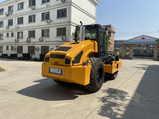1500 มิลลิเมตร Tandem Roller กับ Cummins 4BTA3.9-C125 เครื่องยนต์ 1.7/0.8 ความถี่การสั่น
