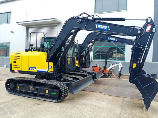 เครื่องขุดขนาดเล็ก 7500kg ความหนักของเครื่อง