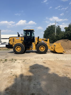 XCMG เครื่องขุดแบบบรรทุกล้อ คล้ายกับ CAT เครื่องบรรทุกด้านหน้าขนาดเล็ก 5 ตัน ใช้ในการทําเหมืองแร่