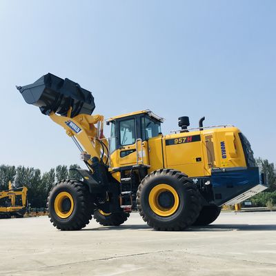 ล้อพลังงานไฟฟ้า Front End Loader รถแทรกเตอร์ฟาร์มขนาดเล็กพร้อมถัง 3m3
