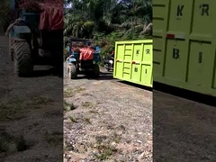 รถแทรกเตอร์น้ำมันปาล์ม